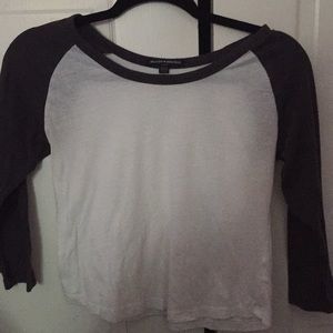 Baseball tee